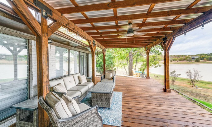 Lakewood Village Maison | Lake Gem: Private Dock & Large Patio in Lewisville
