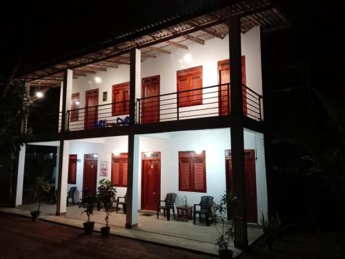 Anuradhapura Maison | Lake House Home Stay