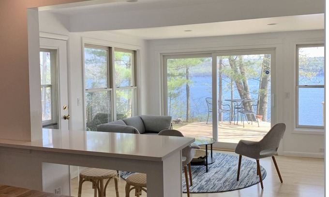 Trumansburg Maison | Lake House