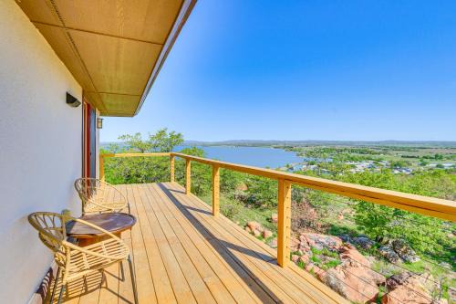 Medicine Park Maison | Lake Lawtonka View Mountaintop Medicine Park Home