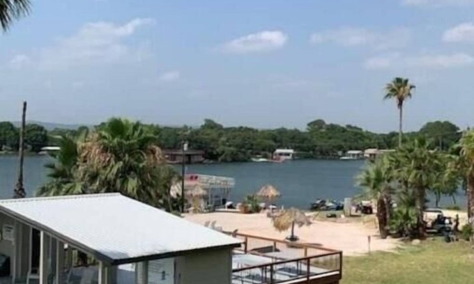 Granite Shoals Copropriété | Lake LBJ Condo with a View!