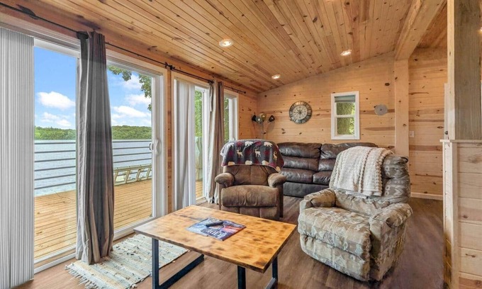 Farwell Maison | "Lake Rachel Retreat"- Fish, Swim, Play!