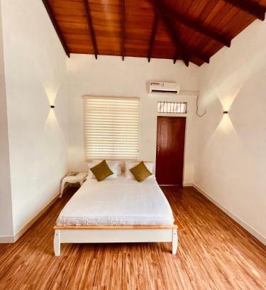 Nawala Maison | Lake Side Bliss