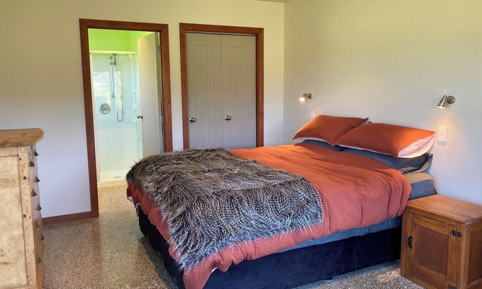 Tasman Region Autre | Lake Station House-Cosy Farm House nestled into Lake Station