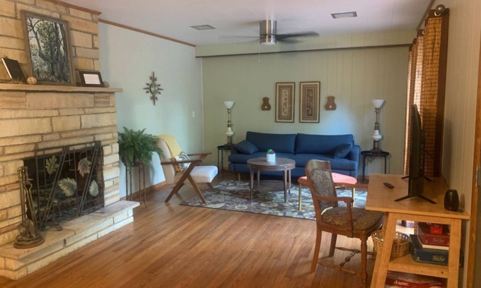Cherokee Village Maison | Lake Thunderbird View - Signal Tree Cottage
