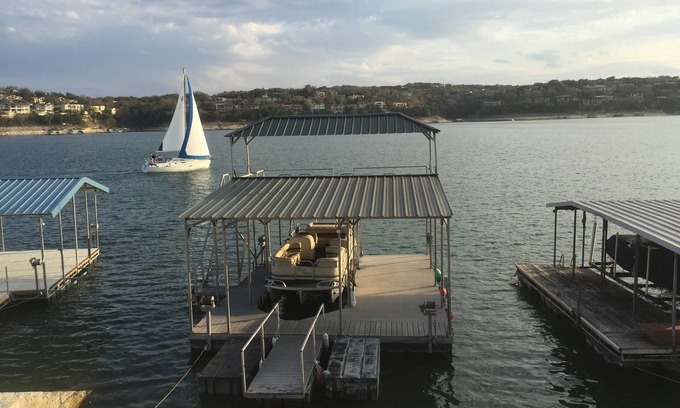 Point Venture Maison | Lake Travis Waterfront - 4BR / 3BA vues exceptionnelles, quai pour bateaux