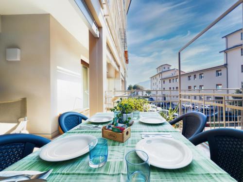 Sarnico Appartement | LAKE VIEW 20 - free wi-fi - just 50 meters from the lake