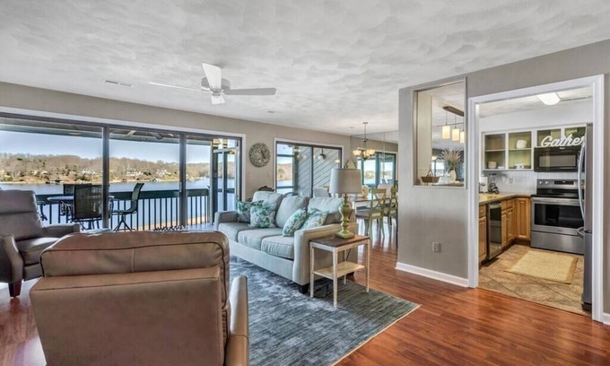 North Shore Copropriété | Lake View - Smith Mountain Lake
