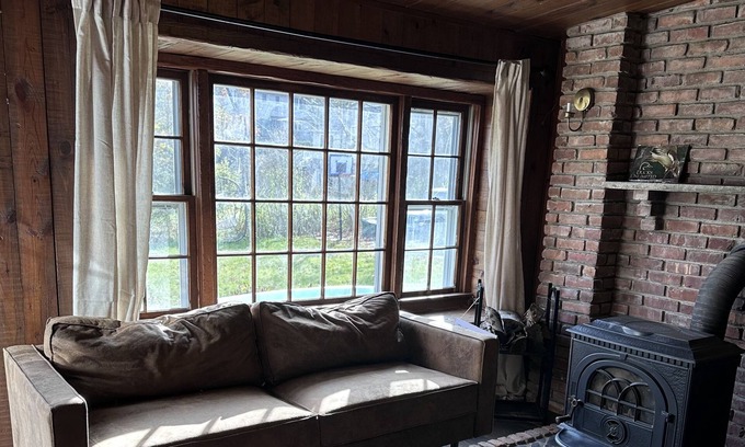 Tallman Appartement | Lakefront Cabin Style Oasis
