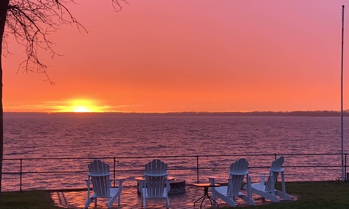 Swanton Maison | "Lakefront", Enjoy all 4 seasons VT has to offer!