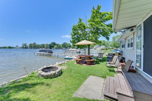 Coldwater Maison | Lakefront Gem with Watercrafts and Dock in Coldwater!