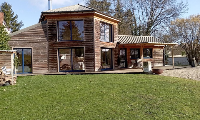 Augy Maison | Maison bord de lac dans parc privé proche de Chablis et moins de 2h de Paris