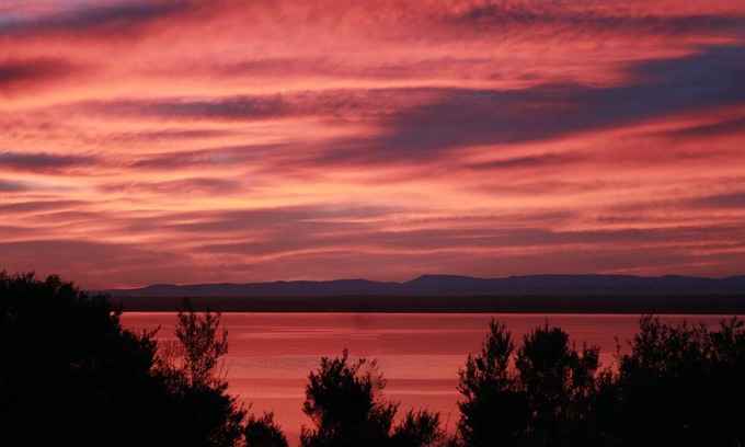 Loch Sport Maison | Lakefront Self-Contained House, amazing views
