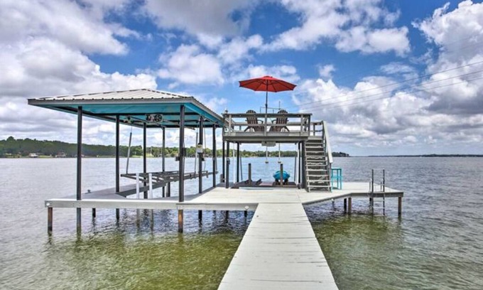 Tool Maison | Lakefront Getaway w/ Dock, Theater, Views & Arcade