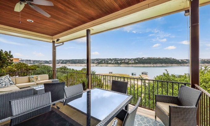 Point Venture Maison | Lakefront w gourmet kitchen, open living, multiple decks/patios, hot tub, dock