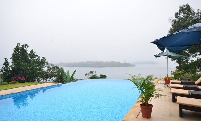 Vazhavatta Hôtel | LakeRose Wayanad Resort