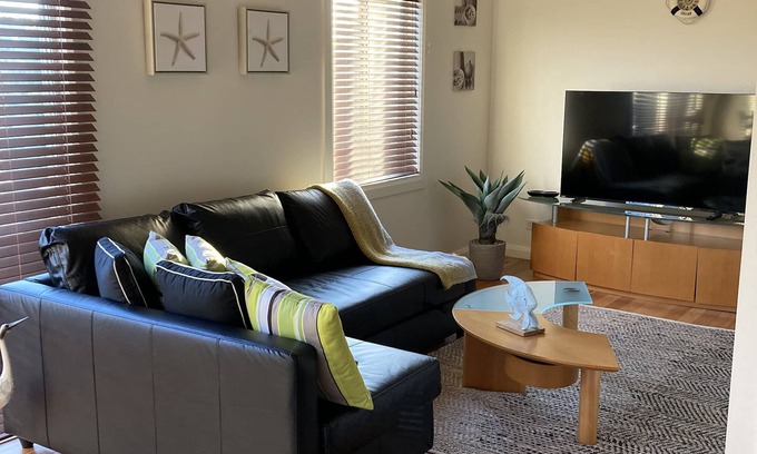 Lakes Entrance Maison | Lakes Hide Away - Relax and Enjoy Lakes Entrance