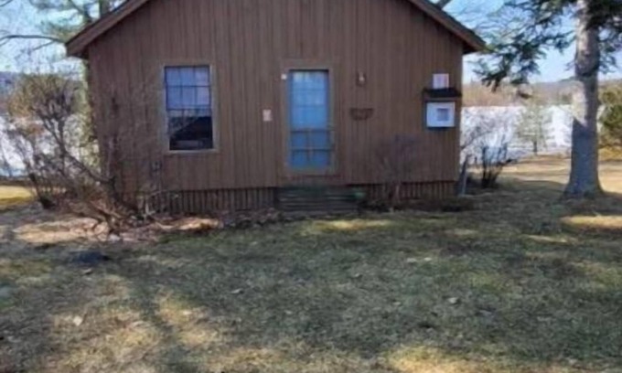 Wolfeboro Cabine | Lakeside cabin on Rust Pond CPA