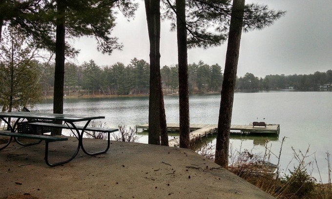 Waupaca Cottage | Retraite de cabine sur la chaîne O'Lakes de Waupaca