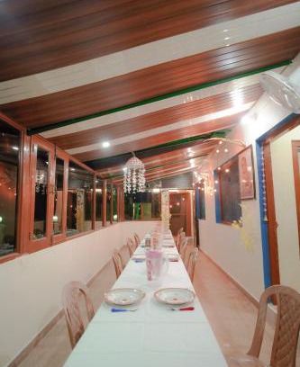 Amritpur Maison | Lakeside cottage at saikhola