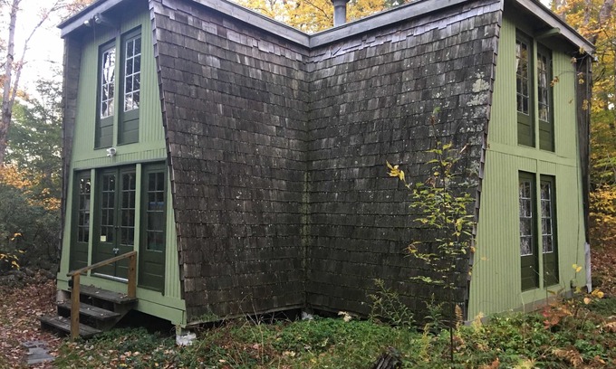 Tolland Cottage | Lakeside Cottage dans les Berkshires