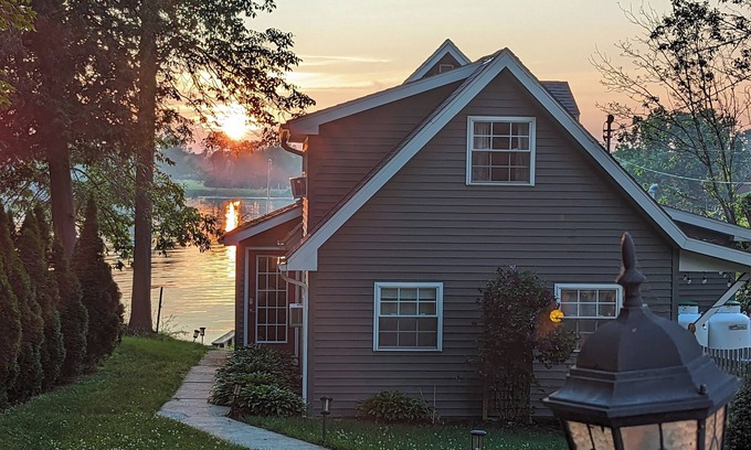 Three Mile Bay Maison | Lakeside Grove - A True North Vacation Home
