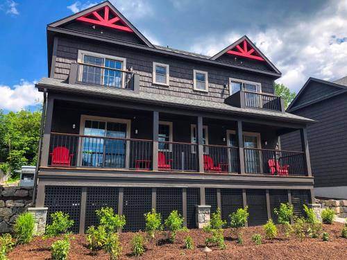 Lake George Maison | Lakeside Lodging