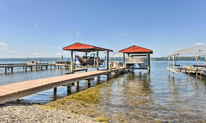 Lodi Cottage | Lakeside Lodi Hideaway w/ Dock & Nearby Parks