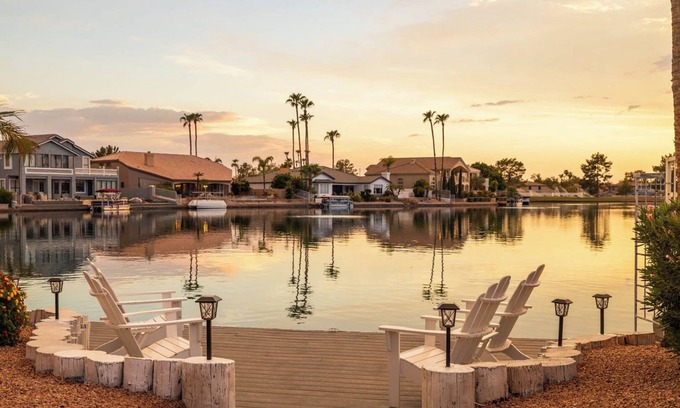 Val Vista Lakes Maison | Lakeside Paradise w/ Pool, Hot Tub, Golf & Games!