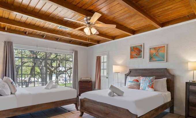 Volente Cabine | LakeTravis Bungalow7