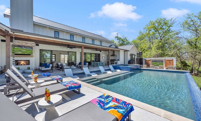 Cottonwood Shores Maison | Lakeview Landing | Concierge Services