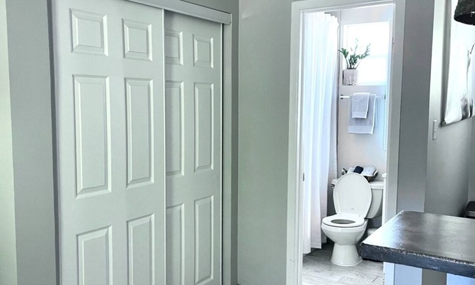 Athens Appartement | Lakeview Studio w/Free WIFI &Parking