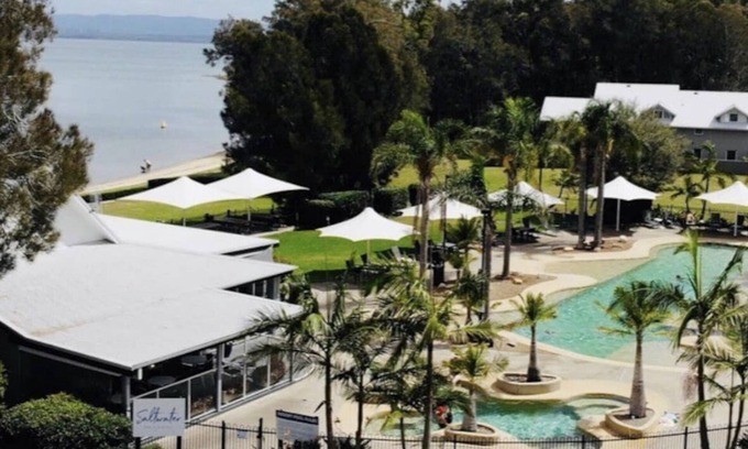 Cams Wharf Maison | Lakeview Terrace at Rafferty’s Resort - Great Getaway for the family