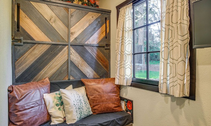 Tillicum Appartement | Lakewood Vacation Rental - Walk to American Lake!