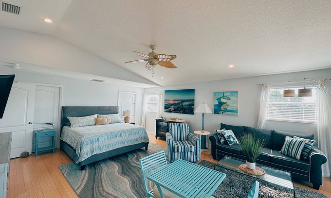 Horton Shores Appartement | LaLa`s Beach House - Walking Distance to the Beach and Shopping