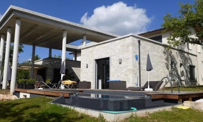 Lalbenque Maison | Lalbenque Belle Maison
