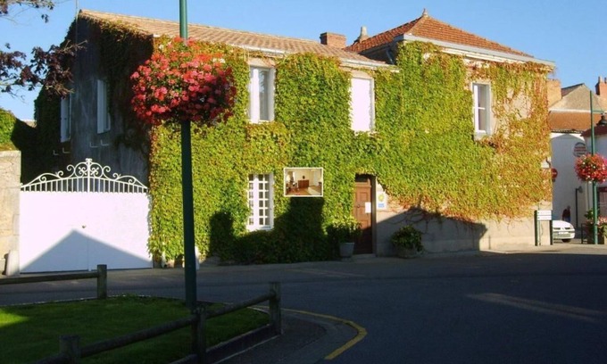 Machecoul Hôtel | Lalobema