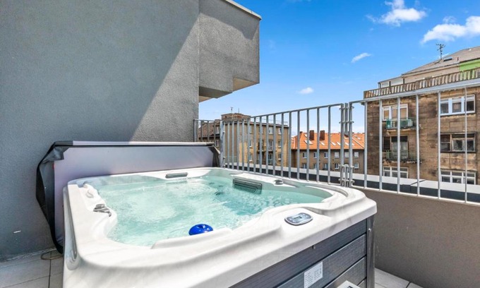 Old Town Appartement | LAM Pink - JACUZZI - AC - PS4