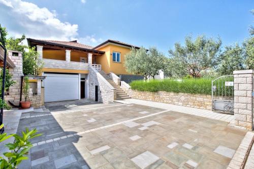 Petrovija Maison | LANA house with apartment