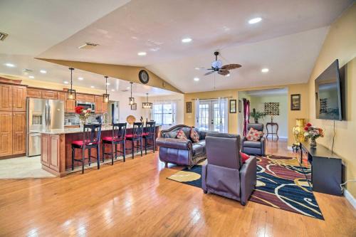 Highland Maison | Lanai, Pool and Gas Grill Sebring Retreat!