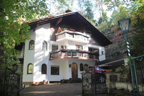 Wachenheim an der Weinstrasse Maison | Landhaus ideal 1