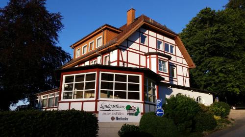 Bad Pyrmont Hôtel | Landgasthaus Zu den Erdfällen