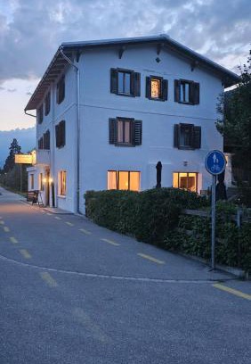 Castrisch Hôtel | Landgasthof zum Glenner