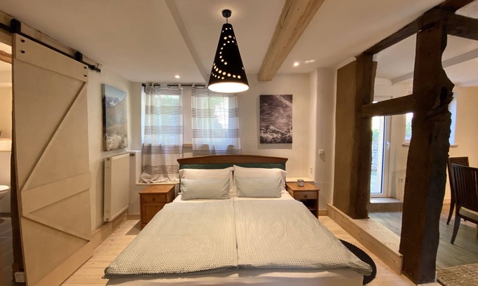 Gewissenruh Appartement | Landhaus Wahmbeck - holiday apartment - right on the Weser cycle path