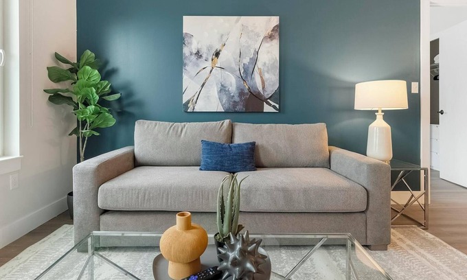 Kensington Appartement | Landing at Hagert and York - 1 Bedroom in East .