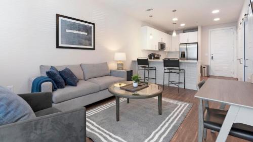 Wetmore Appartement | Landing at La Tierna - San Antonio Northwest Side