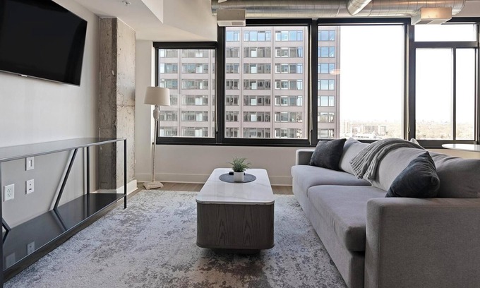 Baileys Crossroads Appartement | Landing at Three Collective - 1 Bedroom in Fall.