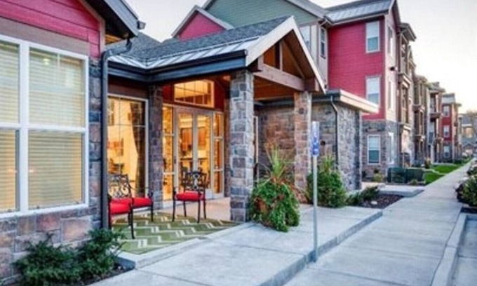 Pleasant Grove Appartement | Landing at Viewpointe - 2 Bedrooms in Downtown Pleasant Grove