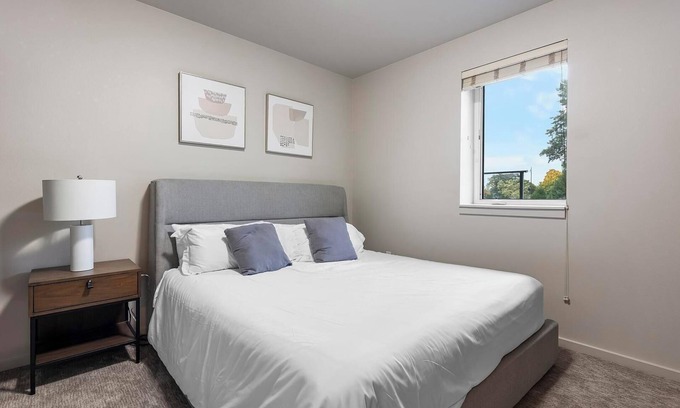 Hayden Island Appartement | Landing | Beautiful 1BD, Gym, Pool