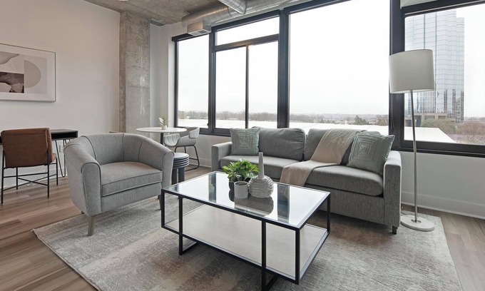Baileys Crossroads Appartement | Landing | Modern 1BD, Gym, Game Room